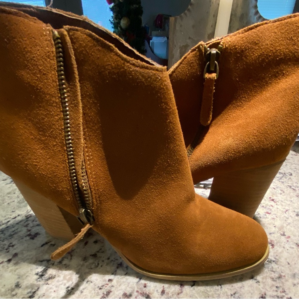 Ecote suede boot, size 8.5